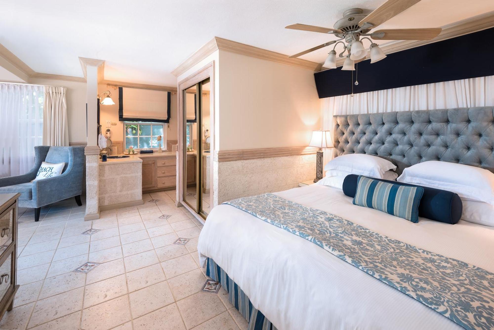 Little Arches Boutique Hotel - Adults Only Oistins Bagian luar foto
